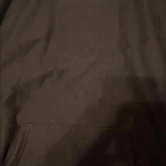 Supreme Hoodie Medium badass but don’t fit me anymore. Sells to the best offer - Picture 2 of 4